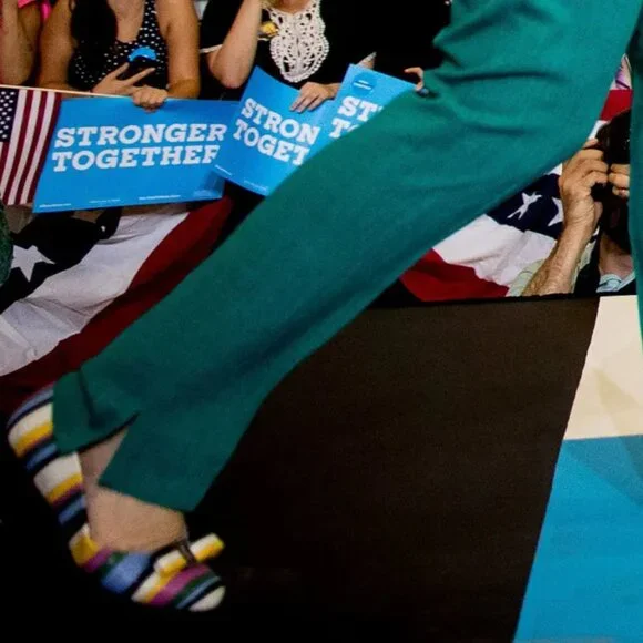 Salvatore Ferragamo Varina Rainbow Stripe Flats Bow Logo - Picture 13 of 13